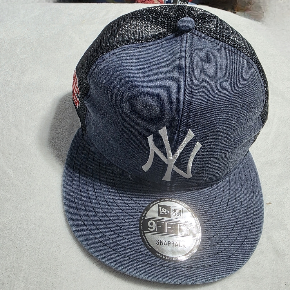 NWT Eric Emanuel X New Era Big League Trucker Hat New York Yankees  OS - Picture 3 of 10